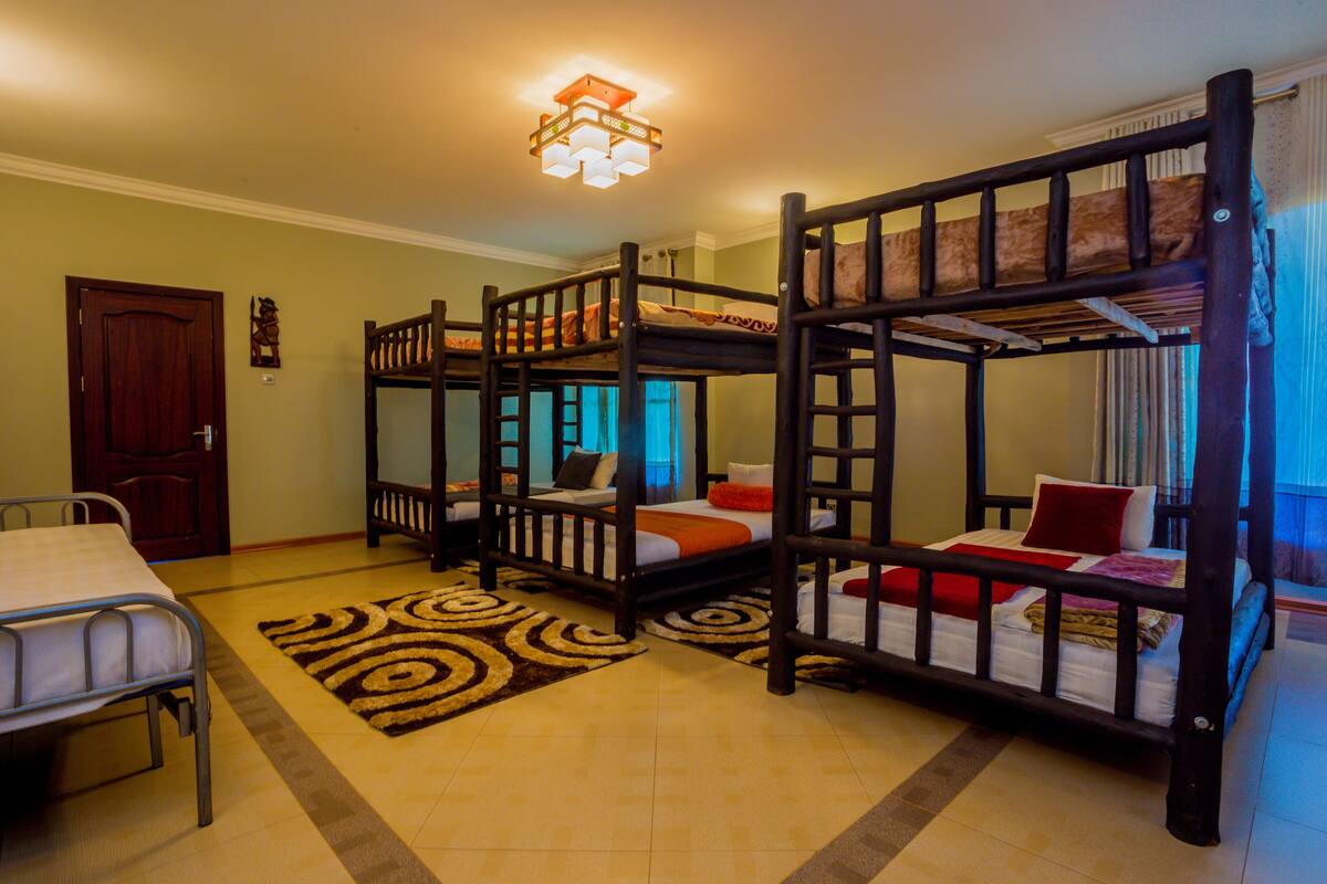 Bed in a Shared Dormitory | Hypo-allergenic bedding, minibar, individually decorated, desk