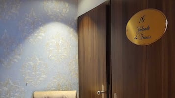 1 habitación, ropa de cama de alta calidad y decoración personalizada