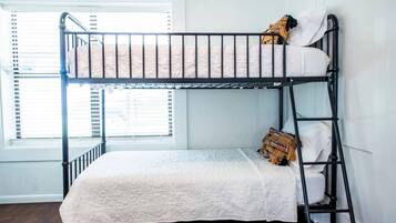 2 bedrooms, desk, iron/ironing board, travel cot