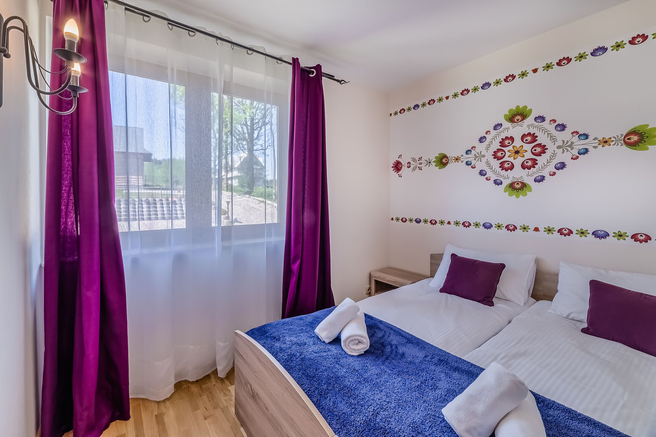 Coffres-forts dans les chambres, Wi-Fi gratuit, draps fournis