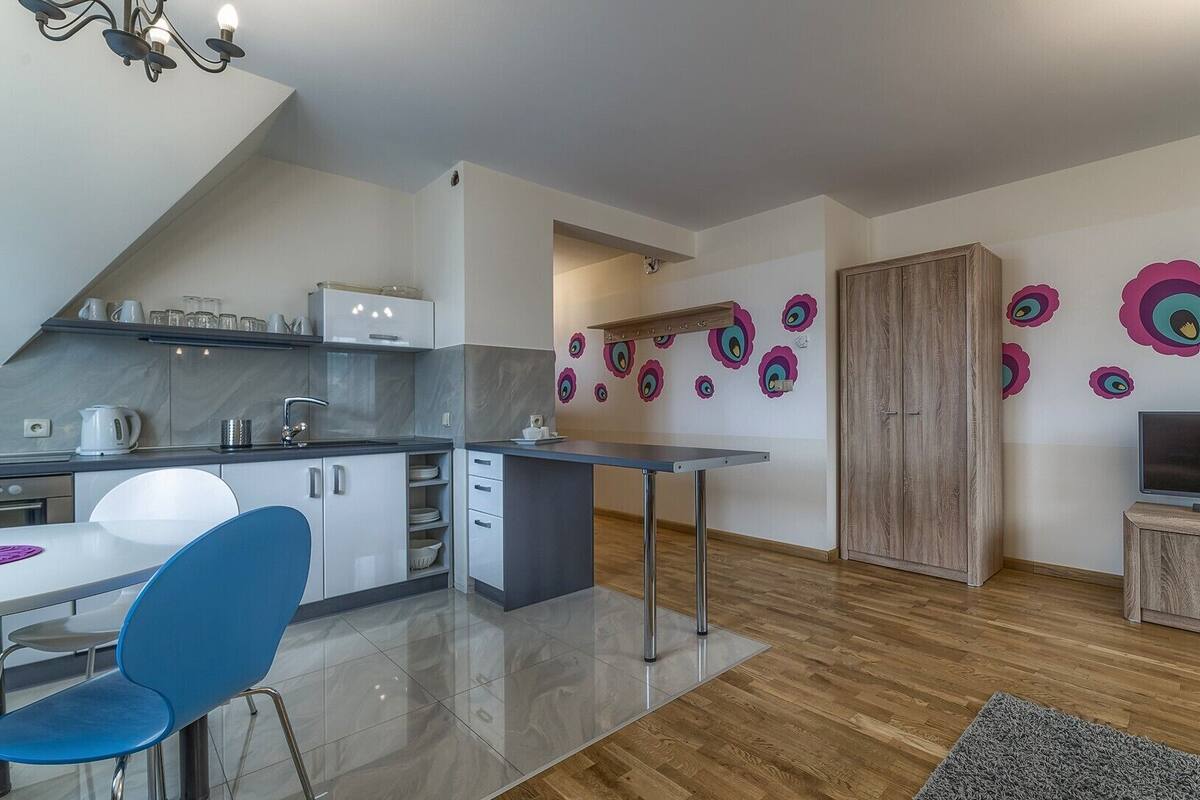 Deluxe Apartment | In-room safe, free WiFi, bed sheets