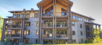 Pent utnevnt suite med utsikt