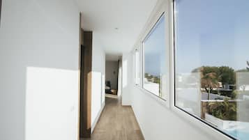 Appartement Confort (06) | Coin séjour | TV connectée