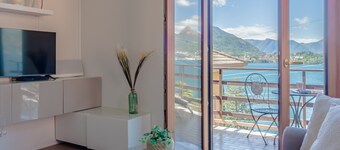 La Maison du Lac Varenna