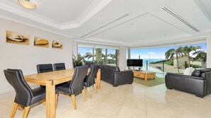 Dining - Unit 13 - 3 Bedroom Ocean View (TERRIGAL)
