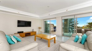 TV - Unit 17 - 3 Bed Part Ocean View (TERRIGAL)