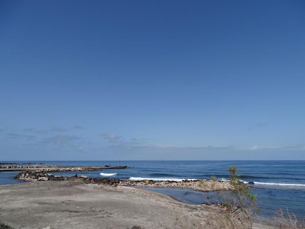 Family House, 3 Bedrooms | Beach/ocean view