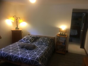 1 bedroom, individually decorated, individually furnished, desk
