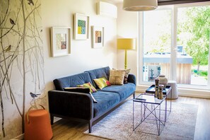 Dobbeltrom – exclusive (NatGeo) | Oppholdsområde | En 55-tommers LED-TV med digitale kanaler samt TV og bordtennis