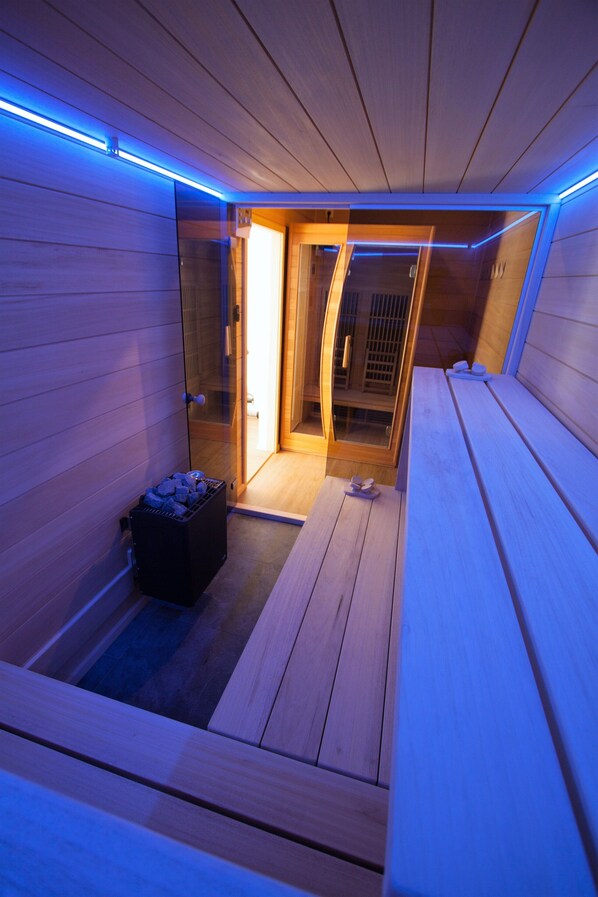Sauna, banyera d'hidromassatge i massatges de teixits profunds