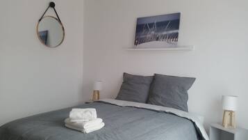 1 chambre, décoration personnalisée, ameublement personnalisé