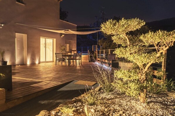 Front of property – evening/night