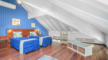 4 soverom, strykejern/-brett, reiseseng for barn og wi-fi (inkludert)