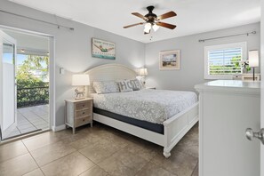 3 makuuhuonetta, tallelokero huoneessa, silitysrauta/-lauta