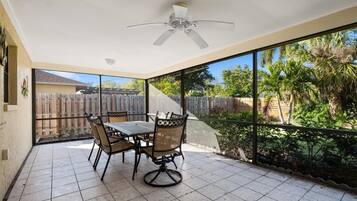 Outdoor dining