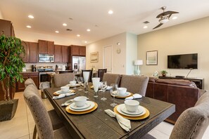 單棟房屋, 4 間臥室 (3 Bathrooms) | 房內用餐