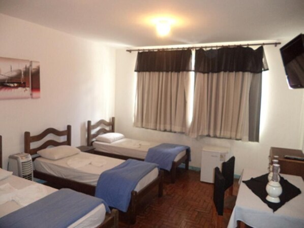 Triple Room | Minibar, free WiFi