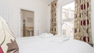2 bed - Nelson | 2 Schlafzimmer, individuell dekoriert, individuell eingerichtet