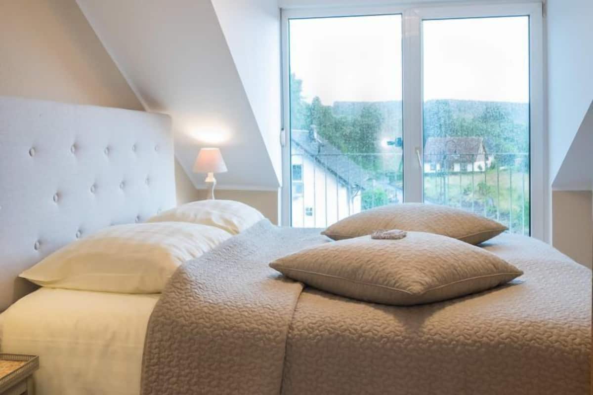 Studio Suite (Suite Penthouse XL) | Trang trí khác biệt, trang bị nội thất với thiết kế riêng biệt, bàn