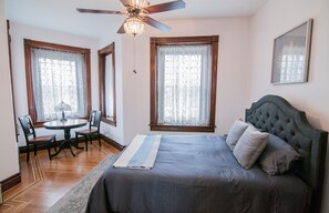 Room - George Washington Wood Bed & Breakfast (Conshohocken)