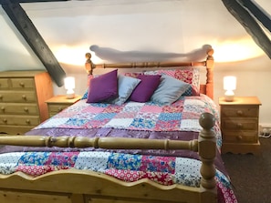 Apartamento, 2 quartos | Ferros/tábuas de passar roupa, Wi-Fi de cortesia, roupa de cama