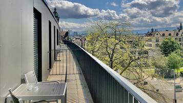 Elite Apartment (1BRM) | Terrace/patio