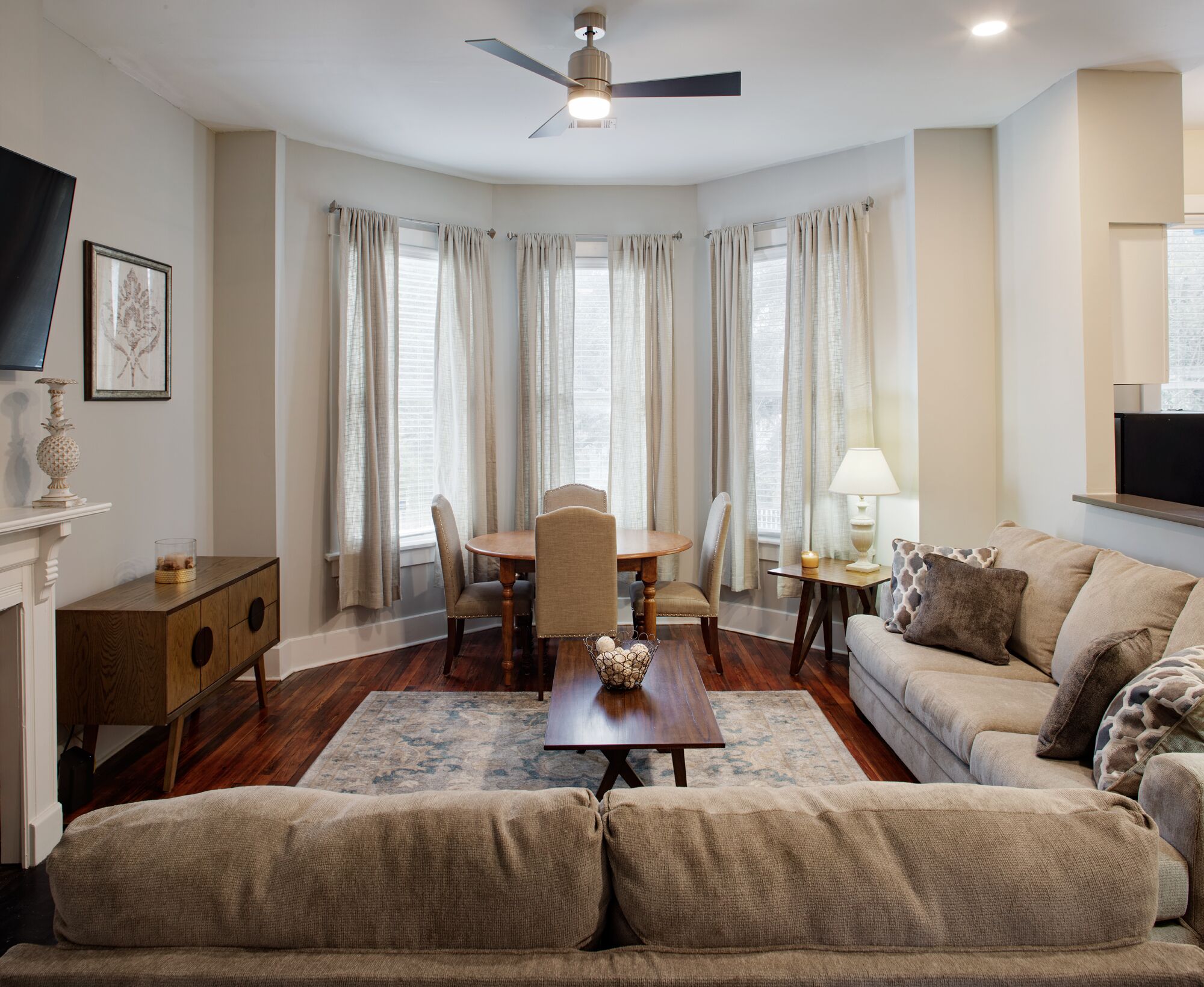 2 Bed Oasis near Forsyth Park