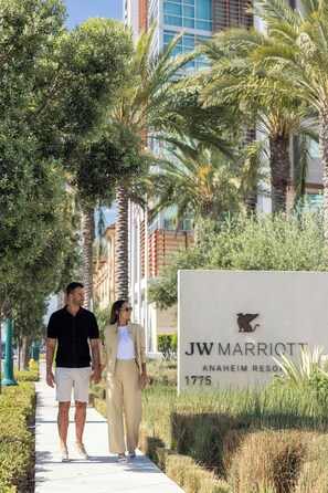 View from property - JW Marriott Anaheim Resort (Anaheim)