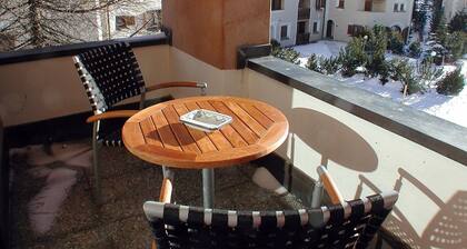 Gemütliche Wohnung für 6 Leute mit W-LAN, TV, Balkon, Haustiere erlaubt und Parkplatz