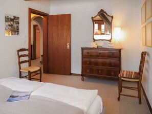 2 habitaciones, cuna de viaje y wifi gratis