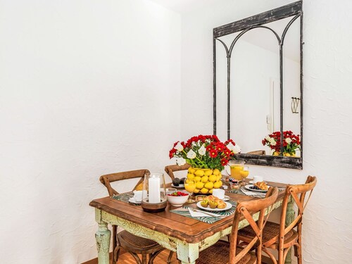 Lovely apartment for 4 people with WIFI, TV, balcony and pets allowed