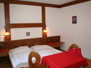 2 chambres, lit parapluie, Wi-Fi gratuit