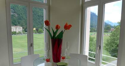 Joli appartement pour 4 personnes avec WIFI, TV, balcon et vue panoramique