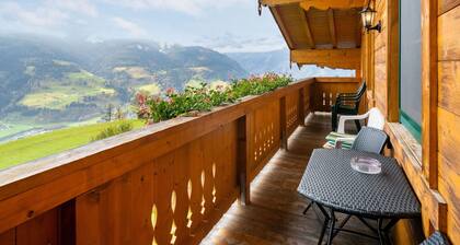 Schönes Ferienhaus für 5 Leute mit W-LAN, TV und Balkon