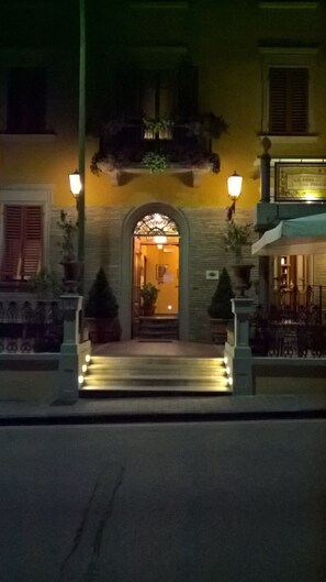Property entrance - Hotel La Rosa (Borgo San Lorenzo)