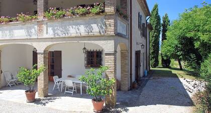 Wonderful private villa with private pool, WIFI, TV, patio, pets allowed and panoramic view