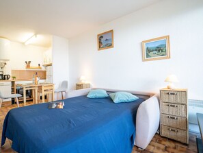 1 Schlafzimmer, Reisekinderbett, WLAN, Bettwäsche