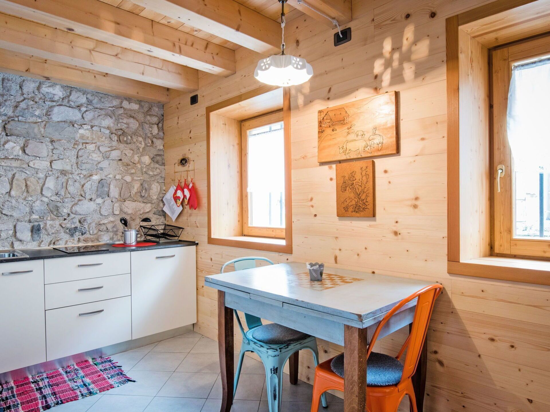 Cosy apartment for 2 guests with WIFI, TV, patio, pets allowed and parking