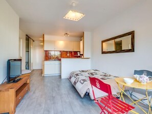 1 Schlafzimmer, Bügeleisen/Bügelbrett, WLAN