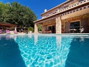 Piscine extérieure, piscine chauffée