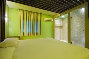 Minibar, gratis wi-fi och sängkläder