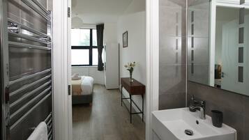 Ilmaiset hygieniatuotteet, pyyhkeet