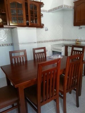 Apartment, 2 Bedrooms, Terrace | Private kitchen