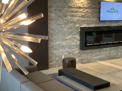 Wingate by Wyndham Kanata West Ottawa