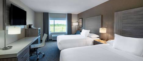 Deluxe Room, 2 Queen Beds, Non Smoking