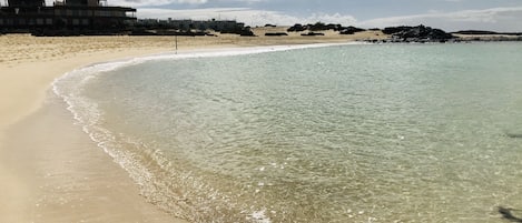 ビーチ、ビーチタオル