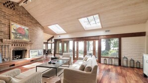 Unclassified image, 3 of 42, button - LX 57: Weathertop Rustic Ranch in Carmel With Luxury Amenities (Carmel)