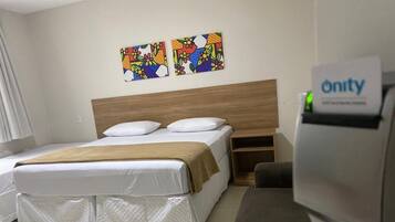 Habitación doble | Minibar, escritorio, wifi gratis y ropa de cama