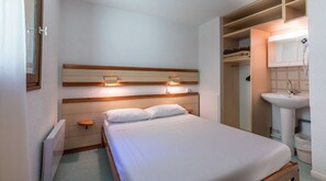 2 Schlafzimmer, Bügeleisen/Bügelbrett, Reisekinderbett, WLAN