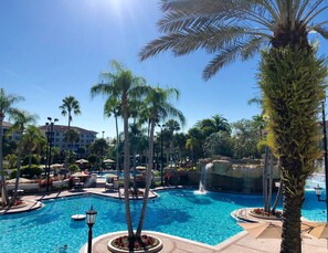 Utomhuspool